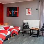 Kaktus Chill & Sleeping - 50 M Od Rynku 3*