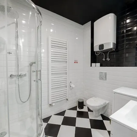 Aparthotel Kaktus Chill&sleeping - 50 M Od Rynku 3*