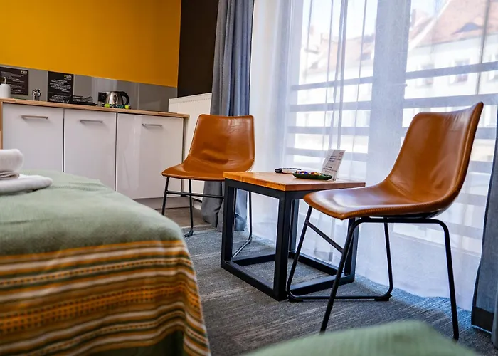 Kaktus Chill & Sleeping - 50 M Od Rynku شقة فندقية 3*