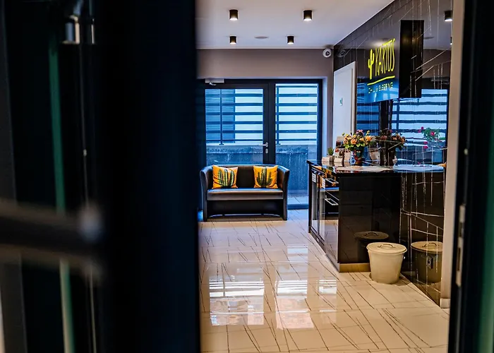 Kaktus Chill & Sleeping - 50 M Od Rynku 3* راتشيبوش